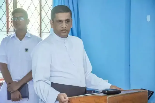 Donation of 10 computers to the College - 2024 – photo 1