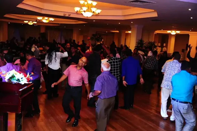 Sing Along – 2015 – photo 12