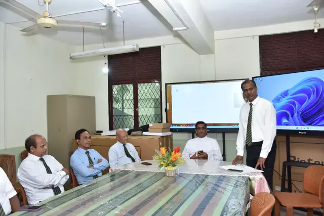 SmartBoard Donation By Colombo Union - 2024 – photo 14