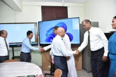Smartboard Donation by Colombo Union